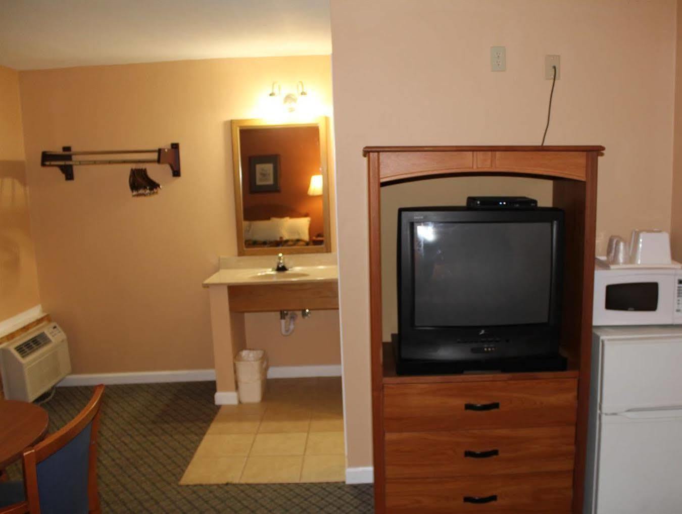 Budget Inn Lynchburg And Bedford Goode Extérieur photo